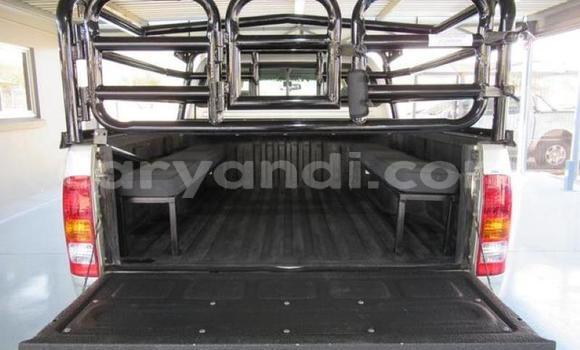 Acheter Occasion Voiture Toyota Hilux Gris à Lusaka, Zambie Acheter Occasion Voiture Toyota Hilux Gris à Lusaka, Zambie
