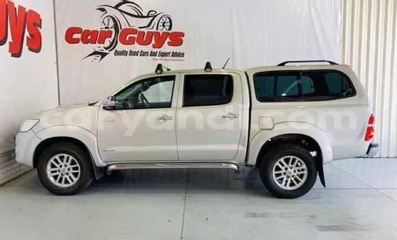 Acheter Occasion Voiture Toyota Hilux Gris à Lusaka, Zambie Acheter Occasion Voiture Toyota Hilux Gris à Lusaka, Zambie