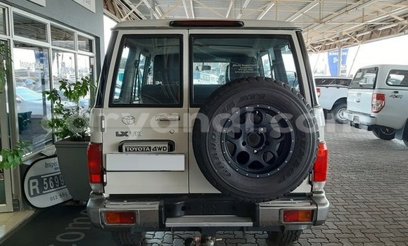 Tenga Tsaru Toyota Land Cruiser Chena Mota in Lusaka in Zambia Tenga Tsaru Toyota Land Cruiser Chena Mota in Lusaka in Zambia