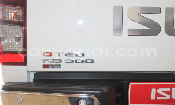 Acheter Occasion Voiture Isuzu D–MAX Blanc à Chipata, Zambie Acheter Occasion Voiture Isuzu D–MAX Blanc à Chipata, Zambie