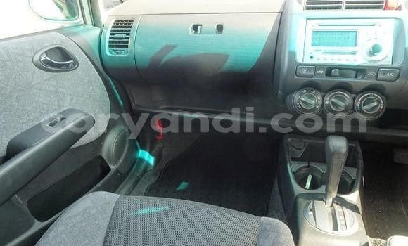 Acheter Import Voiture Honda FIT Blanc à Lusaka, Zambie Acheter Import Voiture Honda FIT Blanc à Lusaka, Zambie