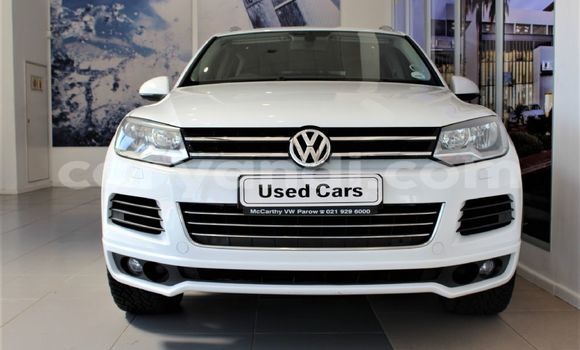 Tenga Tsaru Volkswagen Touareg Chena Mota in Livingstone in Zambia Tenga Tsaru Volkswagen Touareg Chena Mota in Livingstone in Zambia