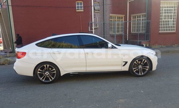 Tenga Tsaru BMW 3–Series Chena Mota in Livingstone in Zambia Tenga Tsaru BMW 3–Series Chena Mota in Livingstone in Zambia