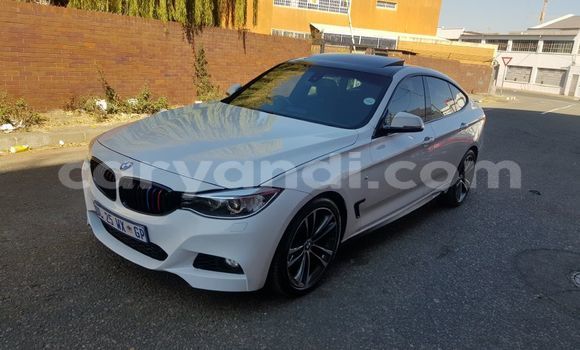 Tenga Tsaru BMW 3–Series Chena Mota in Livingstone in Zambia Tenga Tsaru BMW 3–Series Chena Mota in Livingstone in Zambia