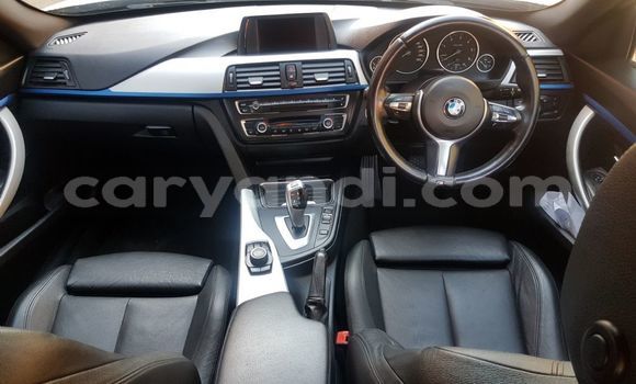 Tenga Tsaru BMW 3–Series Chena Mota in Livingstone in Zambia Tenga Tsaru BMW 3–Series Chena Mota in Livingstone in Zambia