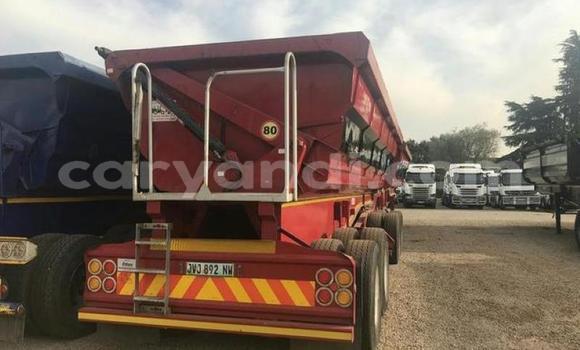 Buy Used Nissan UD Red Truck in Lusaka in Zambia Buy Used Nissan UD Red Truck in Lusaka in Zambia