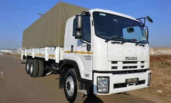 Buy Used Isuzu FTR 850 White Truck in Lusaka in Zambia