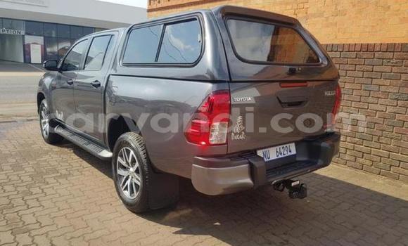 Tenga Tsaru Toyota Hilux Zvimwe Mota in Chingola in Zambia Tenga Tsaru Toyota Hilux Zvimwe Mota in Chingola in Zambia