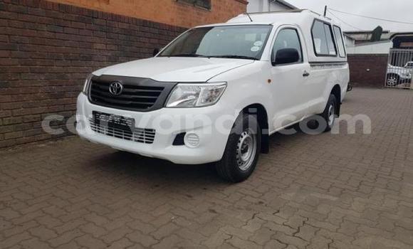 Tenga Tsaru Toyota Hilux Chena Mota in Chingola in Zambia Tenga Tsaru Toyota Hilux Chena Mota in Chingola in Zambia