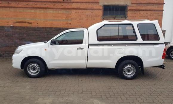 Tenga Tsaru Toyota Hilux Chena Mota in Chingola in Zambia Tenga Tsaru Toyota Hilux Chena Mota in Chingola in Zambia