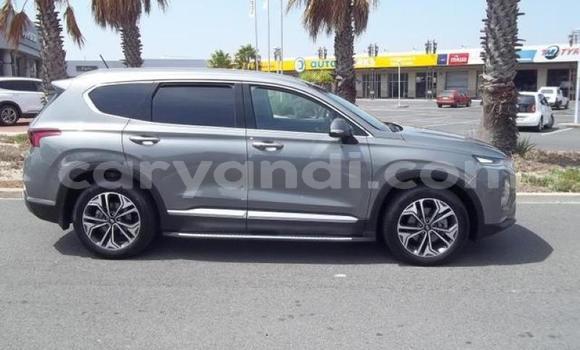 Acheter Occasion Voiture Hyundai Santa Fe Autre à Chingola, Zambie Acheter Occasion Voiture Hyundai Santa Fe Autre à Chingola, Zambie