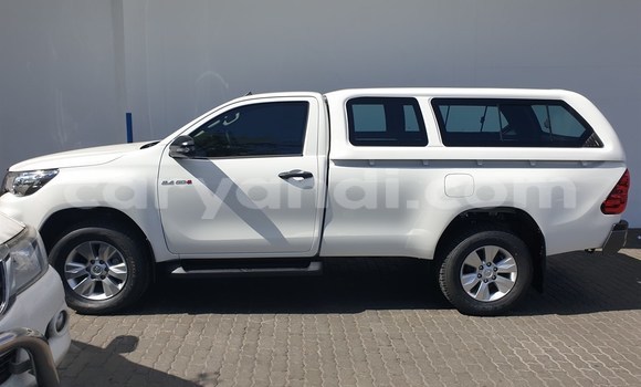 Buy Used Toyota Hilux White Car in Chinsali in Northern Buy Used Toyota Hilux White Car in Chinsali in Northern