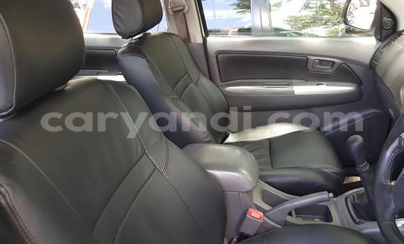 Acheter Occasion Voiture Toyota Hilux Blanc à Chingola, Zambie Acheter Occasion Voiture Toyota Hilux Blanc à Chingola, Zambie