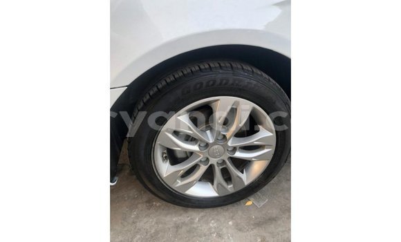 Buy Import Geely Emgrand 7 White Car in Import - Dubai in Zambia Buy Import Geely Emgrand 7 White Car in Import - Dubai in Zambia