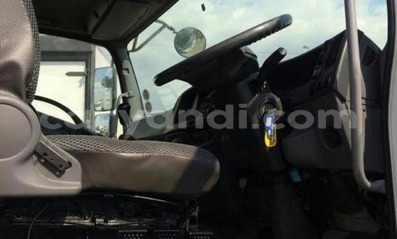 Acheter Occasion Utilitaire Isuzu FTR 850 Blanc à Lusaka, Zambie Acheter Occasion Utilitaire Isuzu FTR 850 Blanc à Lusaka, Zambie