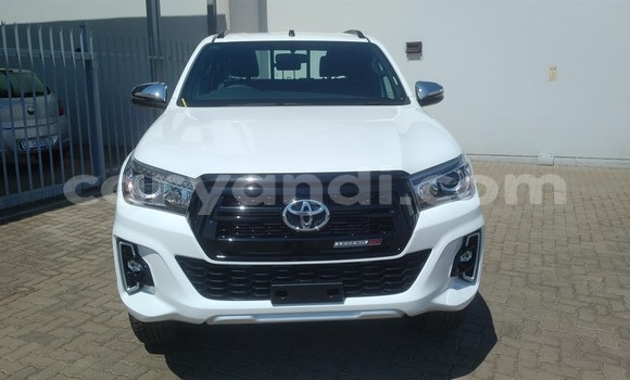 Buy Used Toyota Hilux White Car in Chingola in Zambia Buy Used Toyota Hilux White Car in Chingola in Zambia