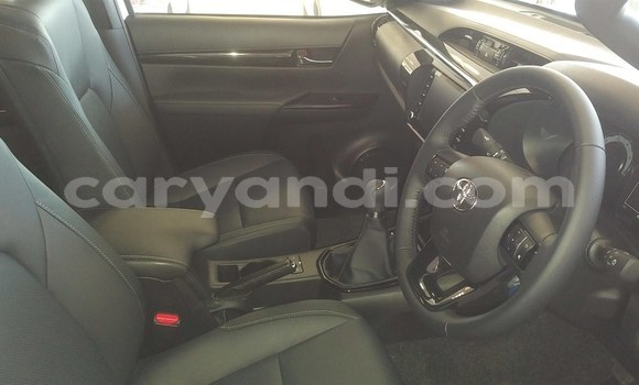 Buy Used Toyota Hilux White Car in Chingola in Zambia Buy Used Toyota Hilux White Car in Chingola in Zambia