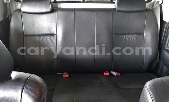 Nunua Ilio tumika Toyota Hilux Nyeupe Gari ndani ya Chingola nchini Zambia Nunua Ilio tumika Toyota Hilux Nyeupe Gari ndani ya Chingola nchini Zambia