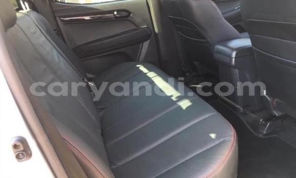 Nunua Ilio tumika Isuzu KB Nyeupe Gari ndani ya Chingola nchini Zambia Nunua Ilio tumika Isuzu KB Nyeupe Gari ndani ya Chingola nchini Zambia