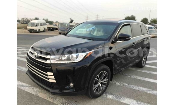 Tenga Imported Toyota Highlander Nhema Mota in Import - Dubai in Zambia Tenga Imported Toyota Highlander Nhema Mota in Import - Dubai in Zambia