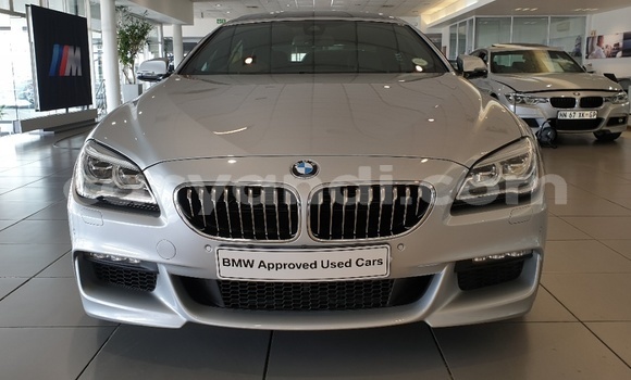 Acheter Occasion Voiture BMW X6 Gris à Lusaka, Zambie Acheter Occasion Voiture BMW X6 Gris à Lusaka, Zambie