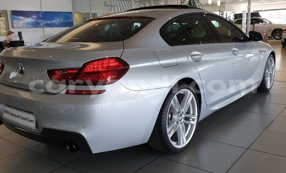 Acheter Occasion Voiture BMW X6 Gris à Lusaka, Zambie Acheter Occasion Voiture BMW X6 Gris à Lusaka, Zambie