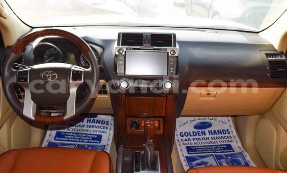 Acheter Import Voiture Toyota Prado Blanc à Import - Dubai, Zambie Acheter Import Voiture Toyota Prado Blanc à Import - Dubai, Zambie