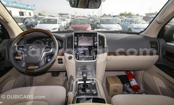 Acheter Import Voiture Toyota Land Cruiser Noir à Import - Dubai, Zambie Acheter Import Voiture Toyota Land Cruiser Noir à Import - Dubai, Zambie