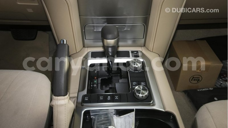 Big with watermark toyota land cruiser zambia import dubai 8859