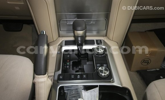 Acheter Import Voiture Toyota Land Cruiser Noir à Import - Dubai, Zambie Acheter Import Voiture Toyota Land Cruiser Noir à Import - Dubai, Zambie