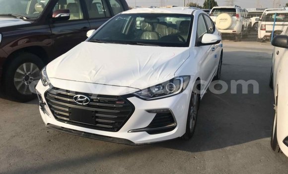 Acheter Import Voiture Hyundai Elantra Blanc à Import - Dubai, Zambie Acheter Import Voiture Hyundai Elantra Blanc à Import - Dubai, Zambie