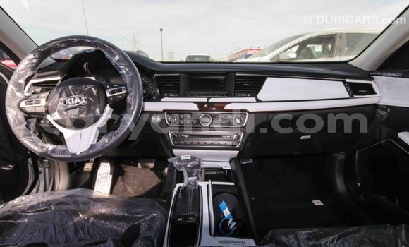 Tenga Imported Kia Cadenza Zvimwe Mota in Import - Dubai in Zambia Tenga Imported Kia Cadenza Zvimwe Mota in Import - Dubai in Zambia