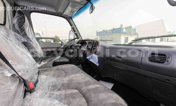 Tenga Imported Hyundai Accent Chena Mota in Import - Dubai in Zambia Tenga Imported Hyundai Accent Chena Mota in Import - Dubai in Zambia