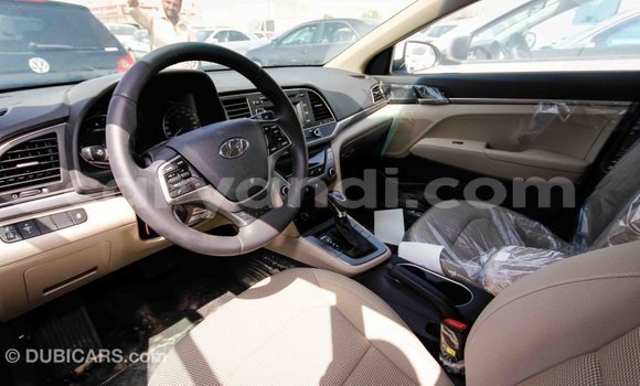 Acheter Import Voiture Hyundai Elantra Blanc à Import - Dubai, Zambie Acheter Import Voiture Hyundai Elantra Blanc à Import - Dubai, Zambie