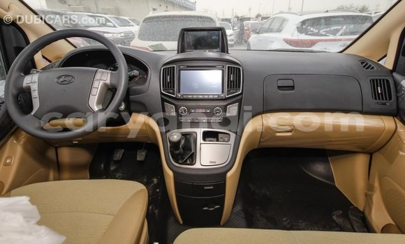 Tenga Imported Hyundai Accent Chena Mota in Import - Dubai in Zambia Tenga Imported Hyundai Accent Chena Mota in Import - Dubai in Zambia