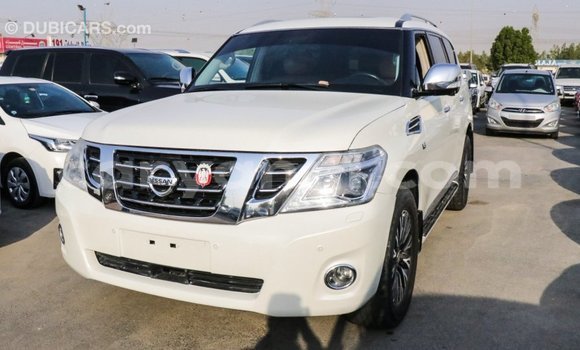 Acheter Import Voiture Nissan Patrol Blanc à Import - Dubai, Zambie Acheter Import Voiture Nissan Patrol Blanc à Import - Dubai, Zambie