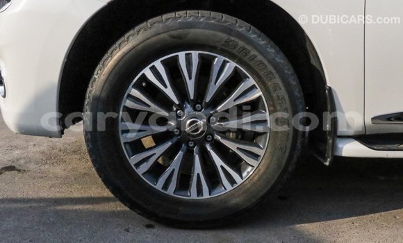 Acheter Import Voiture Nissan Patrol Blanc à Import - Dubai, Zambie Acheter Import Voiture Nissan Patrol Blanc à Import - Dubai, Zambie