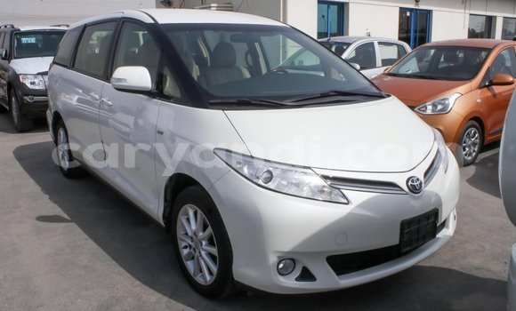 Acheter Import Voiture Toyota Previa Blanc à Import - Dubai, Zambie Acheter Import Voiture Toyota Previa Blanc à Import - Dubai, Zambie