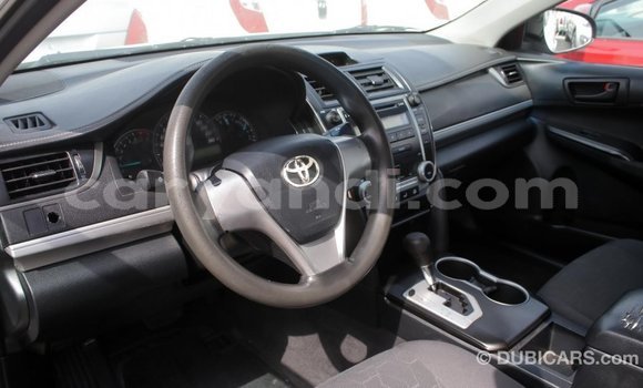 Nunua Imported Toyota Camry Nyeupe Gari ndani ya Import - Dubai nchini Zambia Nunua Imported Toyota Camry Nyeupe Gari ndani ya Import - Dubai nchini Zambia