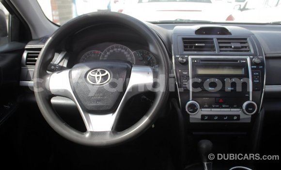 Nunua Imported Toyota Camry Nyeupe Gari ndani ya Import - Dubai nchini Zambia Nunua Imported Toyota Camry Nyeupe Gari ndani ya Import - Dubai nchini Zambia