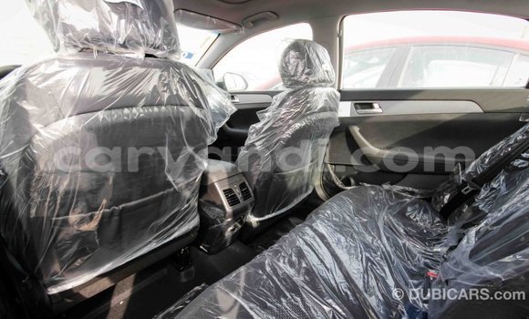 Acheter Import Voiture Hyundai Sonata Blanc à Import - Dubai, Zambie Acheter Import Voiture Hyundai Sonata Blanc à Import - Dubai, Zambie