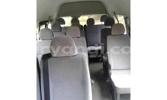Acheter Occasion Voiture Toyota Hiace Blanc à Lusaka, Zambie Acheter Occasion Voiture Toyota Hiace Blanc à Lusaka, Zambie