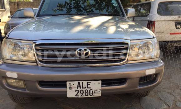 Buy Used Toyota Land Cruiser Silver Car in Lusaka in Zambia Buy Used Toyota Land Cruiser Silver Car in Lusaka in Zambia
