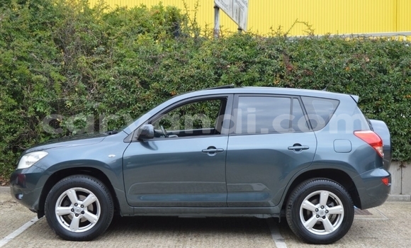 Acheter Occasion Voiture Toyota RAV4 Beige à Lusaka, Zambie Acheter Occasion Voiture Toyota RAV4 Beige à Lusaka, Zambie