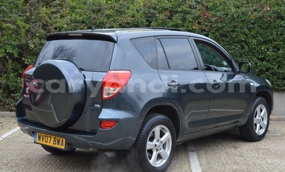 Acheter Occasion Voiture Toyota RAV4 Beige à Lusaka, Zambie Acheter Occasion Voiture Toyota RAV4 Beige à Lusaka, Zambie