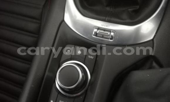 Buy Used Aston Martin V12 Vanquish White Car in Lusaka in Zambia Buy Used Aston Martin V12 Vanquish White Car in Lusaka in Zambia