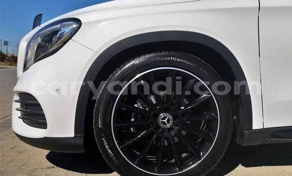 Nunua Ilio tumika Mercedes‒Benz GLA-klasse Nyekundu Gari ndani ya Chingola nchini Zambia Nunua Ilio tumika Mercedes‒Benz GLA-klasse Nyekundu Gari ndani ya Chingola nchini Zambia