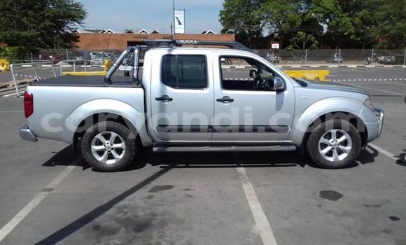 Acheter Occasion Voiture Nissan Navara Gris à Chipata, Zambie Acheter Occasion Voiture Nissan Navara Gris à Chipata, Zambie