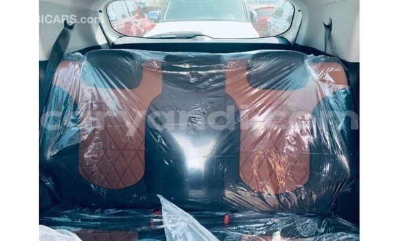 Acheter Import Voiture Hyundai Creta Blanc à Import - Dubai, Zambie Acheter Import Voiture Hyundai Creta Blanc à Import - Dubai, Zambie