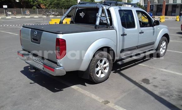 Acheter Occasion Voiture Nissan Navara Gris à Chipata, Zambie Acheter Occasion Voiture Nissan Navara Gris à Chipata, Zambie